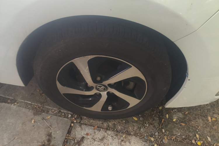 Used Toyota Levin 2017 Revised 185T CVT Elite Edition China V Standard Right Front Wheel Hub