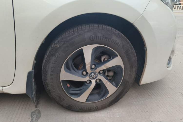 Used Toyota Levin 2017 Revised Version 185T CVT Elite Edition China VI Standard Right Front Wheel Hub