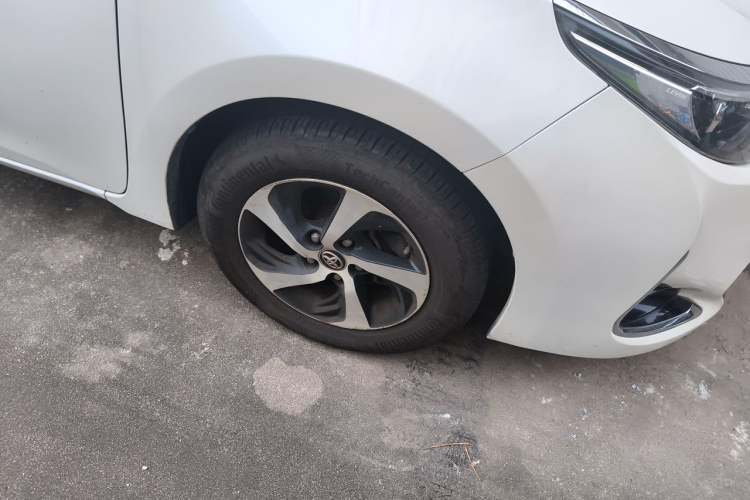 Used Toyota Levin 2017 Revised Version 185T CVT Elite Edition China VI Standard Right Front Wheel Hub