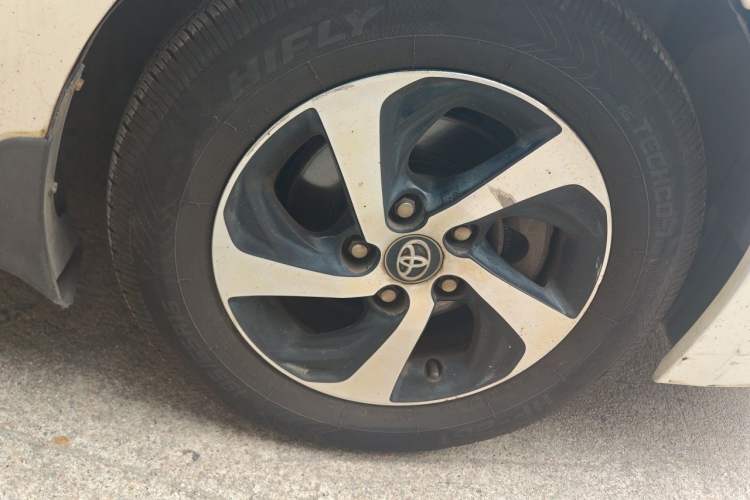 Used Toyota Levin 2017 Revised 185T CVT Elite Edition China V Standard Right Front Wheel Hub