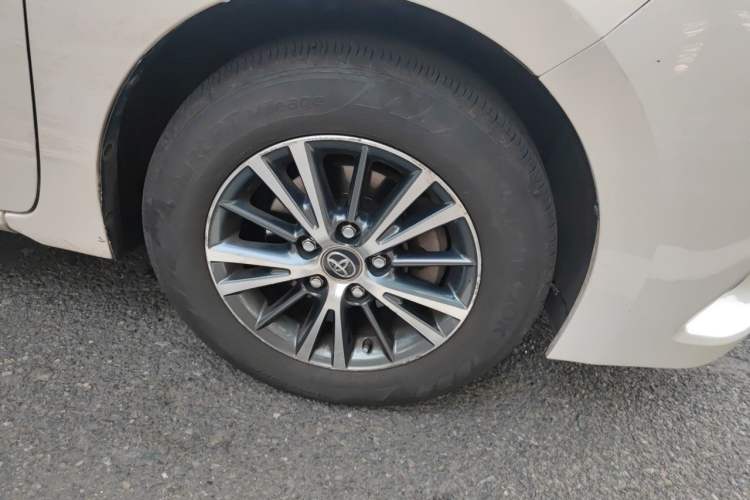 Used Toyota Levin 2017 1.2T G CVT Elite Edition Right Front Wheel Hub