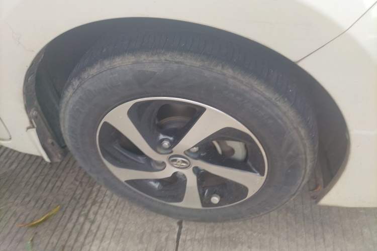 Used Toyota Levin 2017 1.2T V CVT Luxury Edition Right Front Wheel Hub
