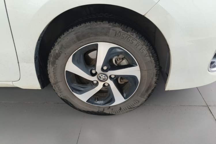 Used Toyota Levin 2017 Revised 185T CVT Elite Edition China V Standard Right Front Wheel Hub
