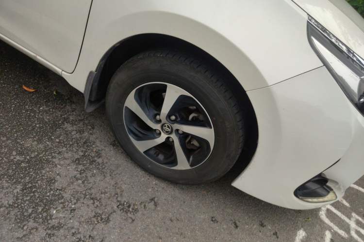Used Toyota Levin 2017 1.2T V CVT Luxury Edition Right Front Wheel Hub