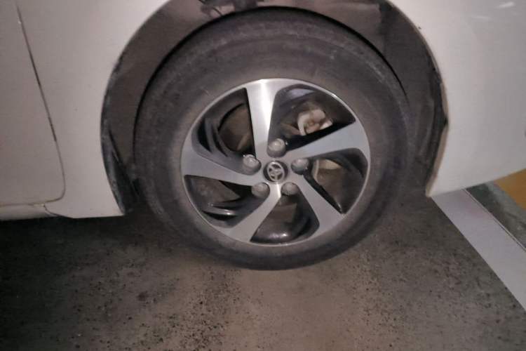Used Toyota Levin 2017 Revised 185T CVT Elite Edition China V Standard Right Front Wheel Hub