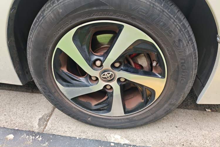 Used Toyota Levin 2017 Revised 185T CVT Elite Edition China V Standard Right Front Wheel Hub