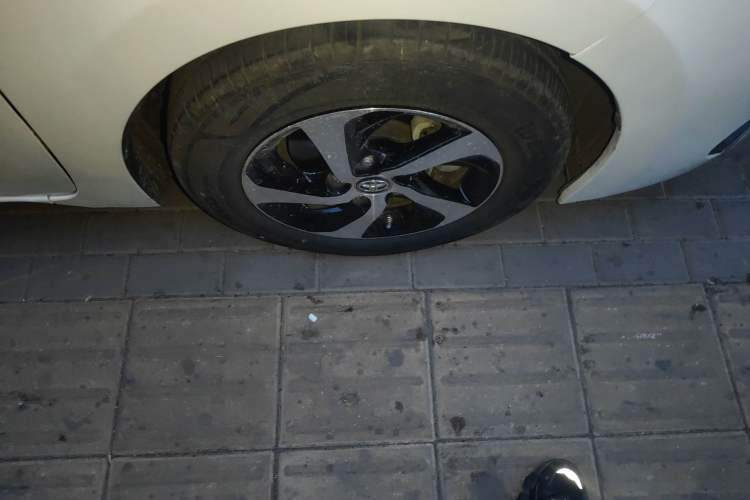 Used Toyota Levin 2017 Revised 185T CVT Elite Edition China V Standard Right Front Wheel Hub