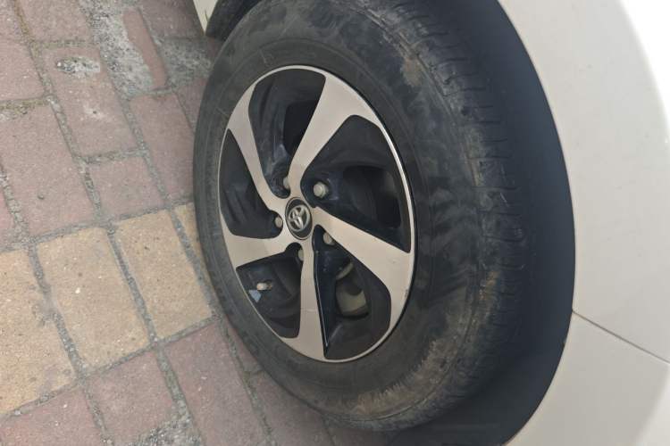 Used Toyota Levin 2017 Revised Version 185T CVT Elite Edition China VI Standard Right Front Wheel Hub