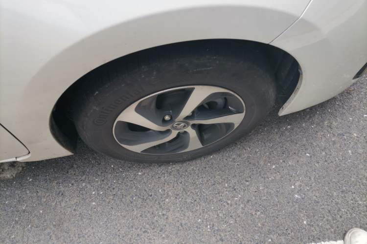 Used Toyota Levin 2017 Revised 185T CVT Elite Edition China V Standard Right Front Wheel Hub