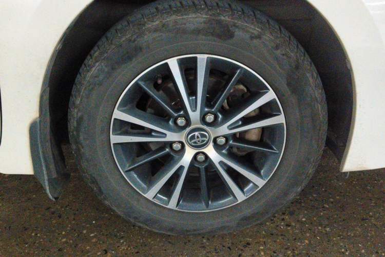 Used Toyota Levin 2017 1.2T G CVT Elite Edition Right Front Wheel Hub