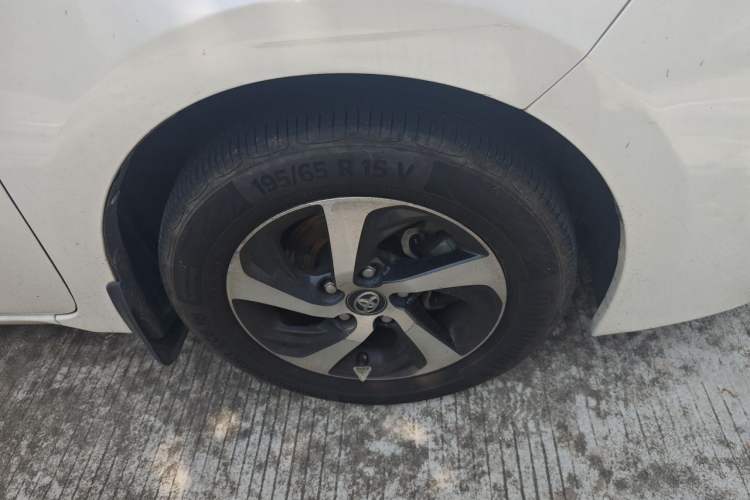 Used Toyota Levin 2017 Revised 185T CVT Elite Edition China V Standard Right Front Wheel Hub