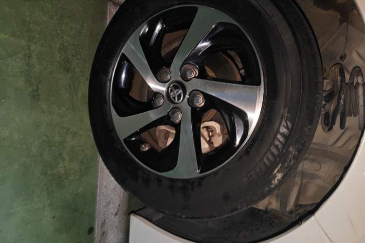 Used Toyota Levin 2017 Revised 185T CVT Elite Edition China V Standard Right Front Wheel Hub