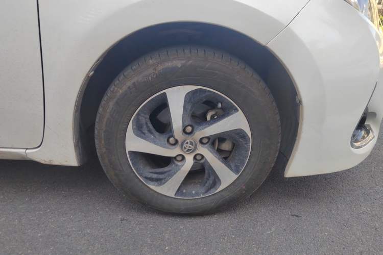 Used Toyota Levin 2017 Revised Version 185T CVT Elite Edition China VI Standard Right Front Wheel Hub