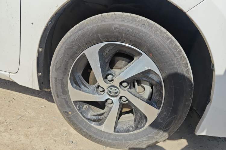 Used Toyota Levin 2017 Revised 185T CVT Elite Edition China V Standard Right Front Wheel Hub