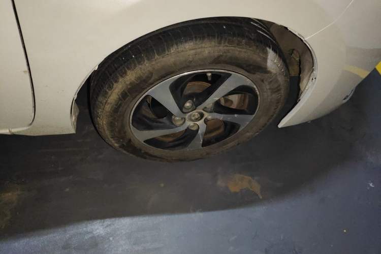 Used Toyota Levin 2017 Revised 185T CVT Elite Edition China V Standard Right Front Wheel Hub
