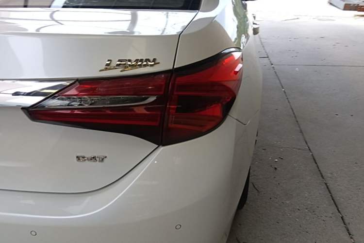 Used Toyota Levin 2017 Revised 185T CVT Elite Edition China V Standard Right Rear Taillight