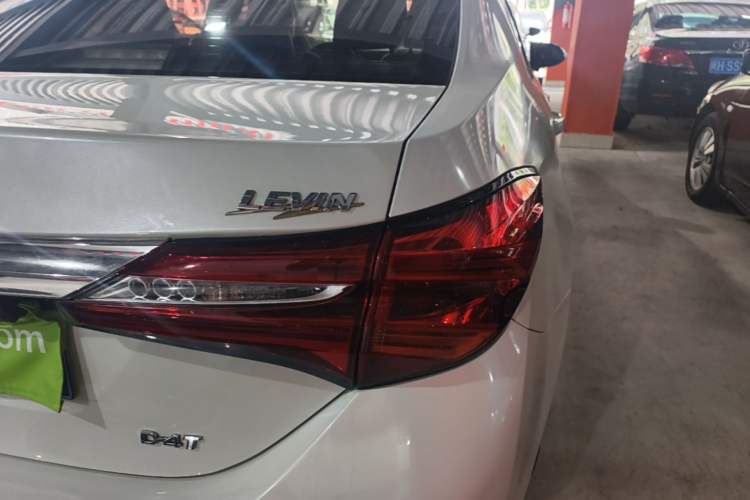 Used Toyota Levin 2017 Revised 185T CVT Elite Edition China V Standard Right Rear Taillight