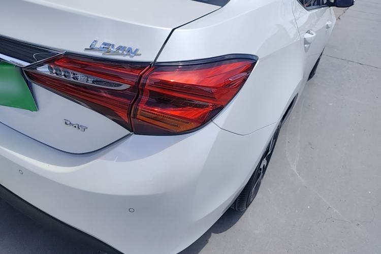 Used Toyota Levin 2017 Revised 185T CVT Elite Edition China V Standard Right Rear Taillight
