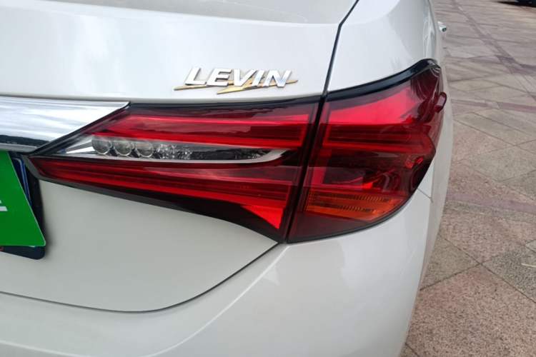 Used Toyota Levin 2017 Revised 1.8 GS CVT Elite Edition China V Standard Right Rear Taillight