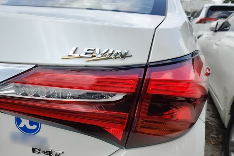 Used Toyota Levin 2017 Revised 185T CVT Elite Edition China V Standard Right Rear Taillight