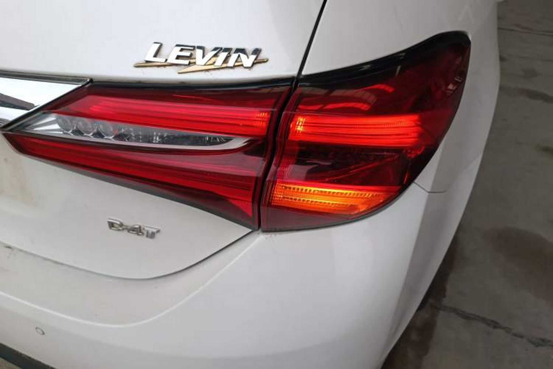Used Toyota Levin 2017 Revised 185T CVT Elite Edition China V Standard Right Rear Taillight