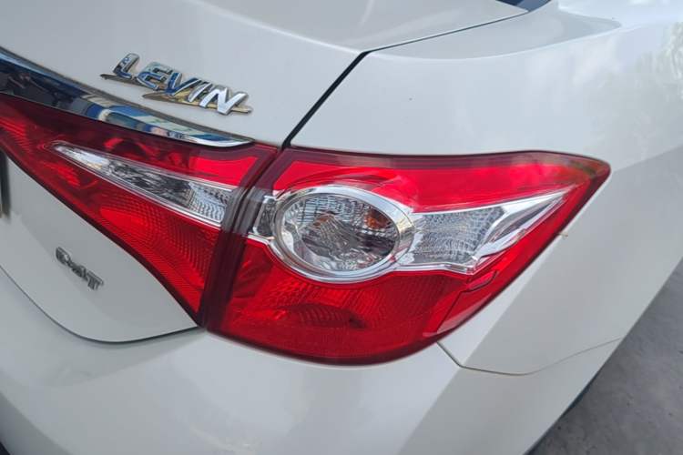 Used Toyota Levin 2017 1.2T G CVT Elite Edition Right Rear Taillight
