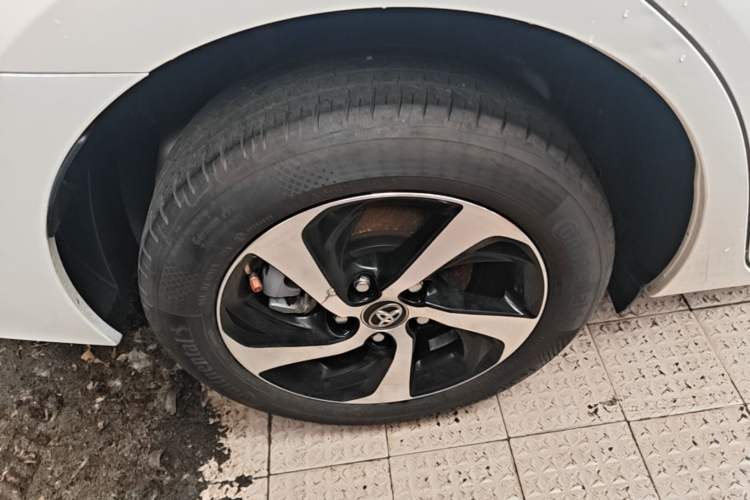 Used Toyota Levin 2017 Revised 185T CVT Elite Edition China V Standard Right Rear Wheel Hub