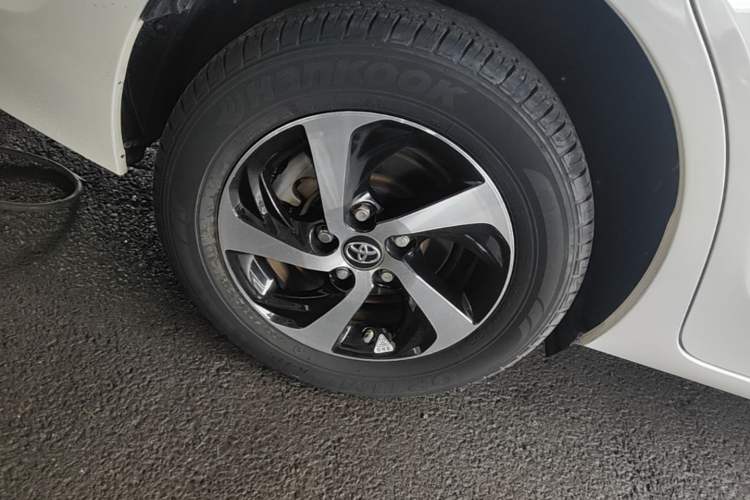 Used Toyota Levin 2017 Revised 185T CVT Elite Edition China V Standard Right Rear Wheel Hub
