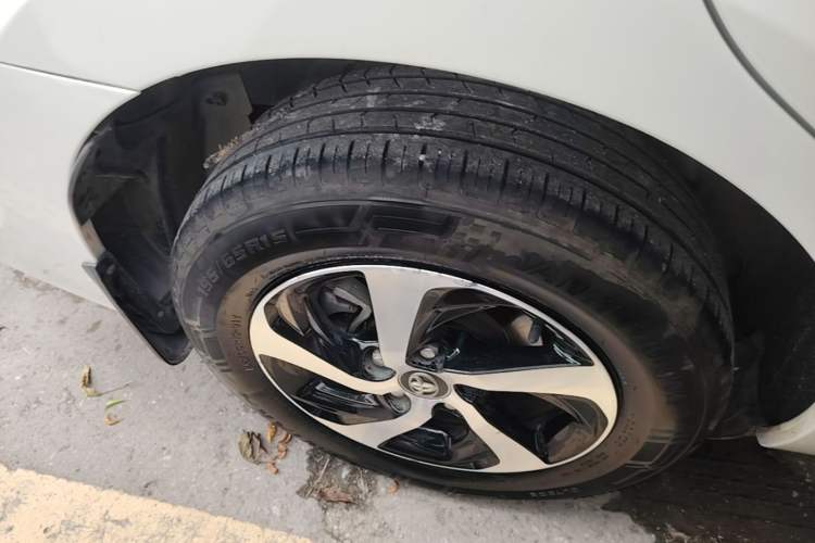 Used Toyota Levin 2017 Revised 185T CVT Elite Edition China V Standard Right Rear Wheel Hub