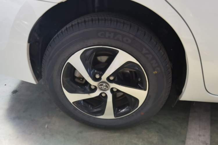 Used Toyota Levin 2017 Revised Version 185T CVT Elite Edition China VI Standard Right Rear Wheel Hub