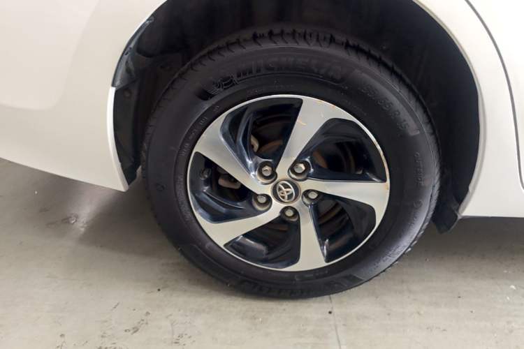 Used Toyota Levin 2017 Revised 185T CVT Elite Edition China V Standard Right Rear Wheel Hub