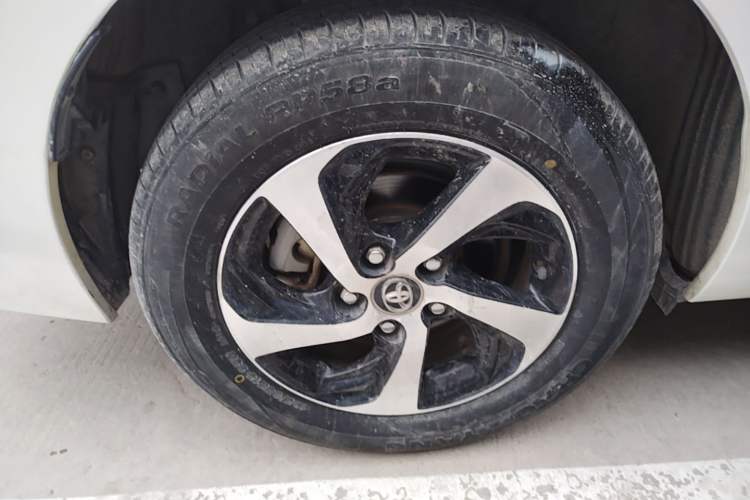 Used Toyota Levin 2017 Revised 185T CVT Elite Edition China V Standard Right Rear Wheel Hub