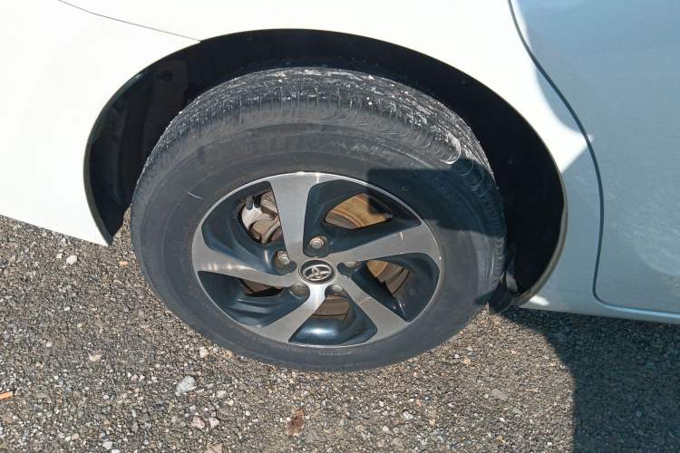 Used Toyota Levin 2017 Revised 185T CVT Elite Edition China V Standard Right Rear Wheel Hub
