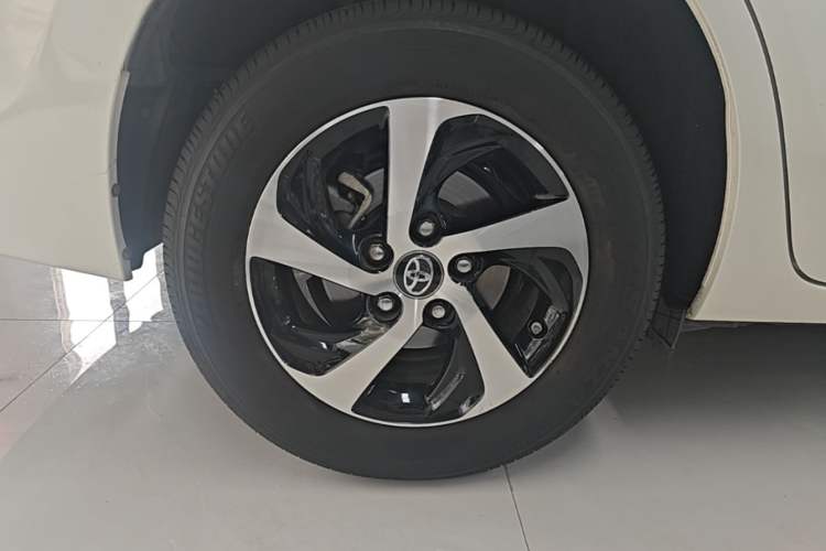 Used Toyota Levin 2017 Revised 185T CVT Elite Edition China V Standard Right Rear Wheel Hub