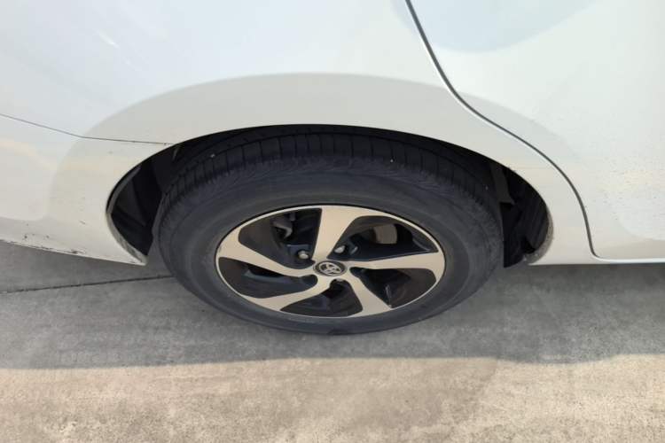Used Toyota Levin 2017 Revised 185T CVT Elite Edition China V Standard Right Rear Wheel Hub