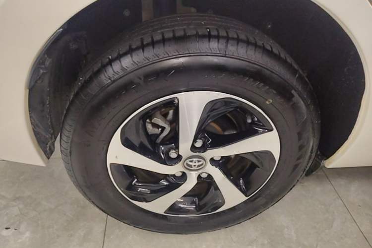 Used Toyota Levin 2017 Revised 185T CVT Elite Edition China V Standard Right Rear Wheel Hub