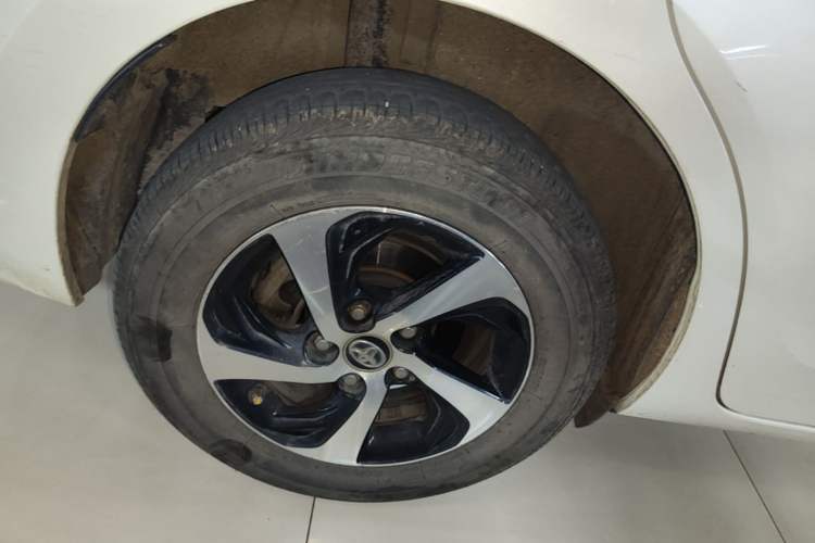 Used Toyota Levin 2017 Revised 185T CVT Elite Edition China V Standard Right Rear Wheel Hub