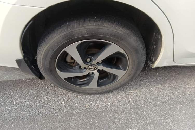 Used Toyota Levin 2017 Revised 185T CVT Elite Edition China V Standard Right Rear Wheel Hub