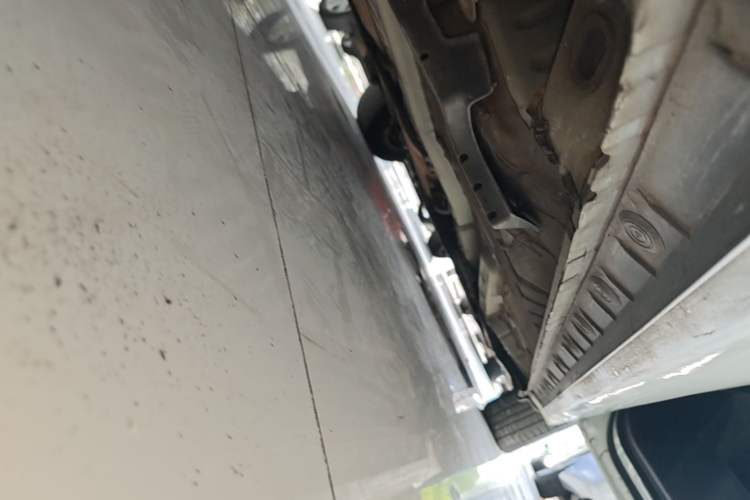 Used Toyota Levin 2017 Revised 185T CVT Elite Edition China V Standard Right Side Sill
