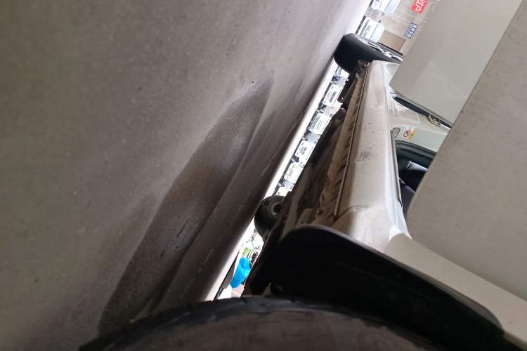 Used Toyota Levin 2017 Revised 185T CVT Elite Edition China V Standard Right Side Sill