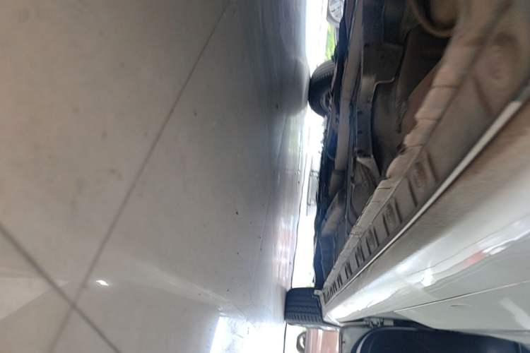 Used Toyota Levin 2017 Revised 185T CVT Elite Edition China V Standard Right Side Sill
