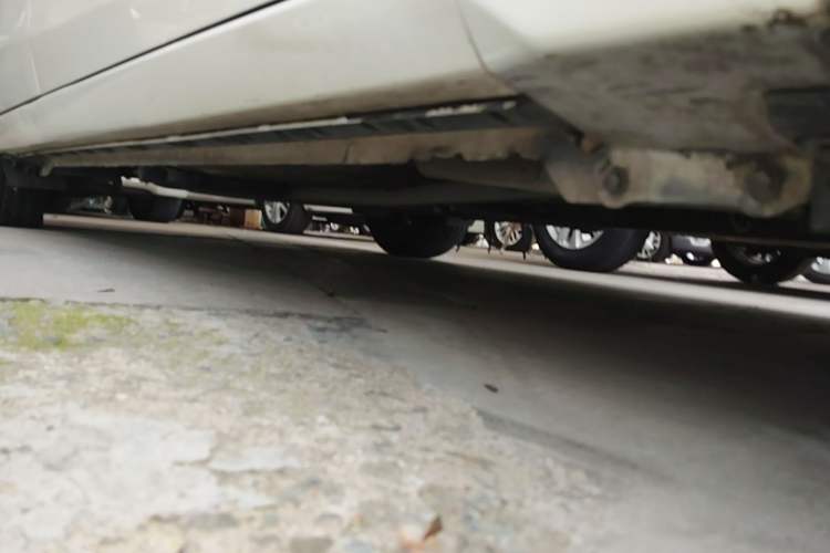 Used Toyota Levin 2017 Revised 185T CVT Elite Edition China V Standard Right Side Sill