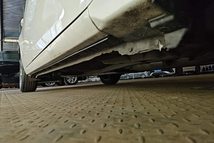 Used Toyota Levin 2017 Revised 185T CVT Elite Edition China V Standard Right Side Sill