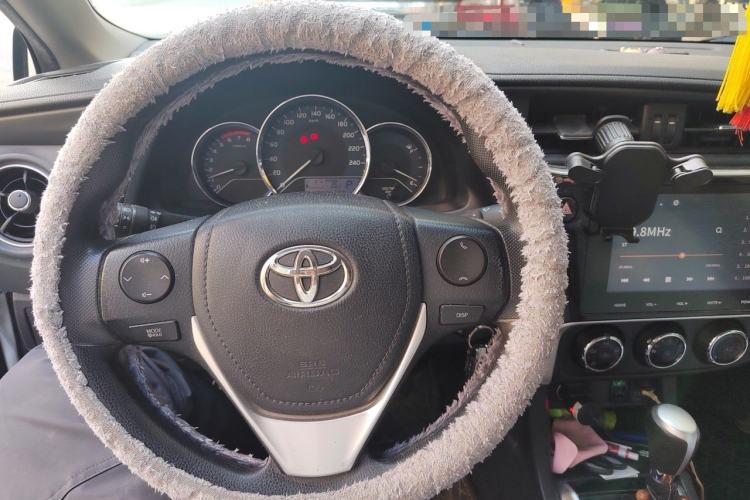 Used Toyota Levin 2017 Revised 185T CVT Elite Edition China V Standard Steering Wheel