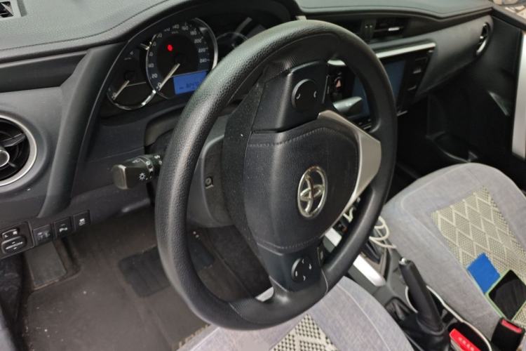 Used Toyota Levin 2017 Revised 185T CVT Elite Edition China V Standard Steering Wheel
