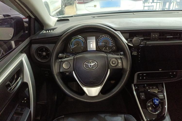 Used Toyota Levin 2017 Revised Dual-Engine 1.8H GS E-CVT Elite Sunroof Version China V Standard Steering Wheel
