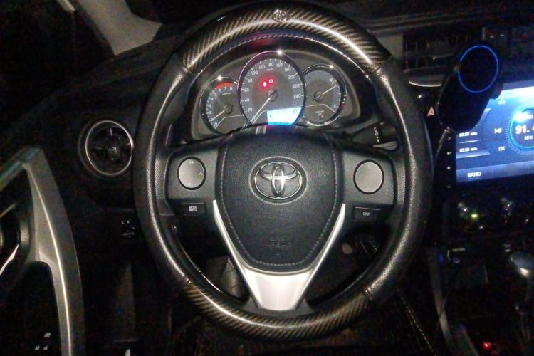 Used Toyota Levin 2017 Revised 185T CVT Elite Edition China V Standard Steering Wheel