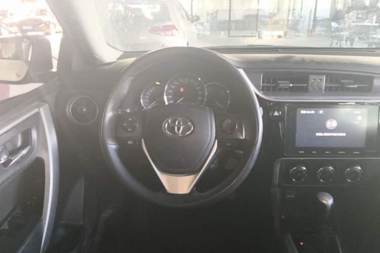 Used Toyota Levin 2017 Revised 185T CVT Elite Edition China V Standard Steering Wheel