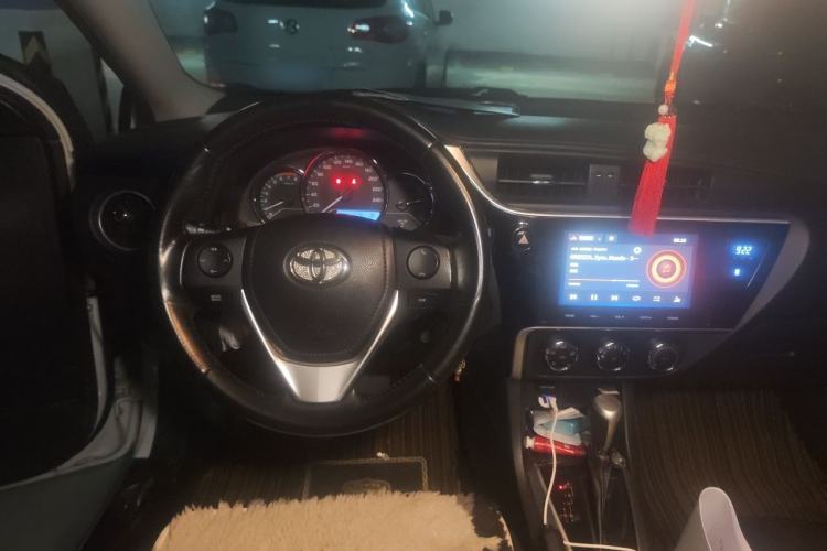 Used Toyota Levin 2017 Revised 185T CVT Elite Edition China V Standard Steering Wheel