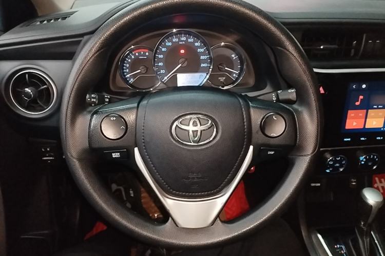 Used Toyota Levin 2017 Revised 185T CVT Elite Edition China V Standard Steering Wheel